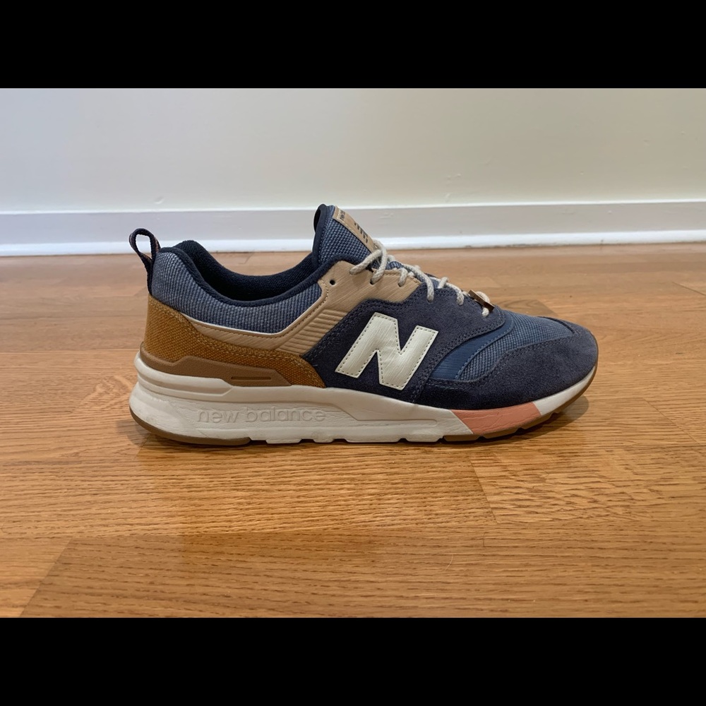 New Balance 997H Mens Sneakers